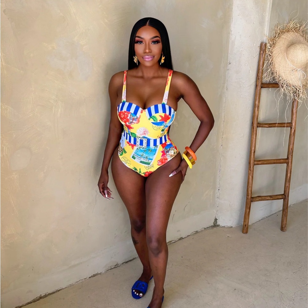 NWT Tropical Postcard Swimsuit